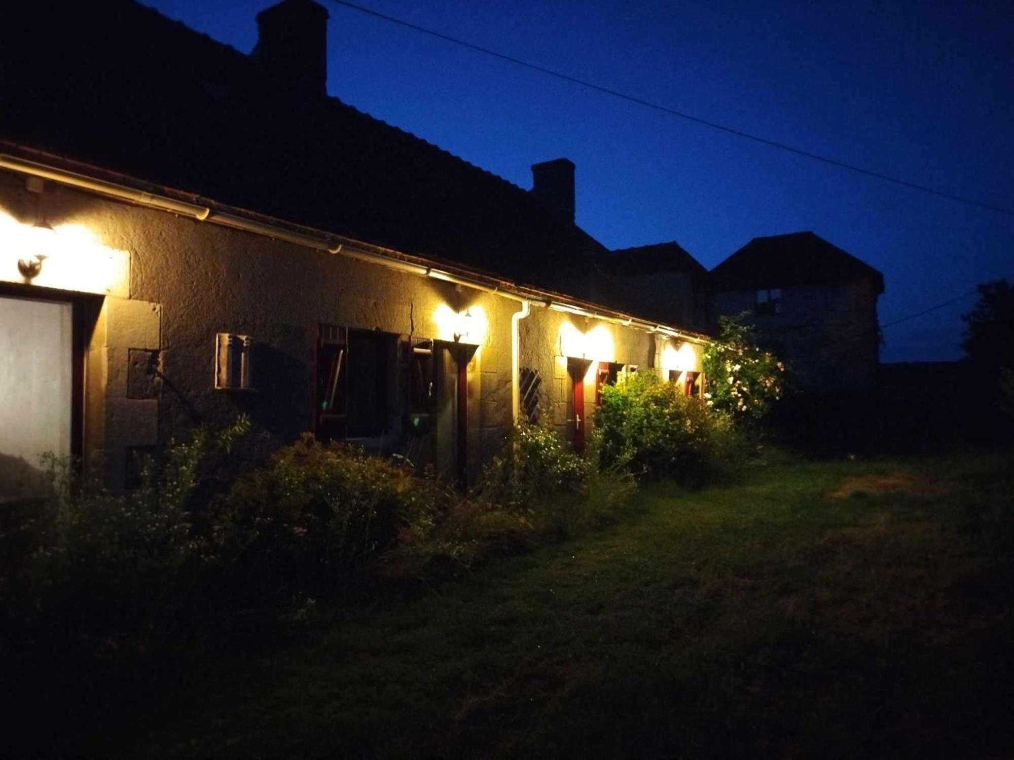 Gite Des Fours Agonges Exterior foto